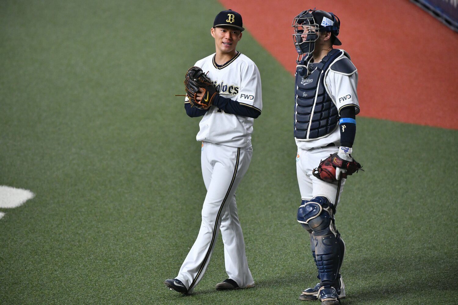 バッテリーを組む機会が多かった山本由伸と若月健矢　©Hideki Sugiyama