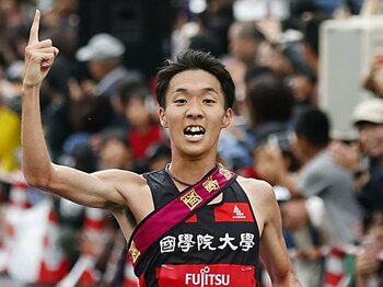今季の駅伝シーズンは混戦模様。全日本は「選手層」の勝負になる。＜Number Web＞ photograph by Kyodo News