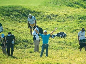 石川遼よ あまり根を詰めるな 4週連続予選落ちに見える焦り 男子ゴルフ Number Web ナンバー