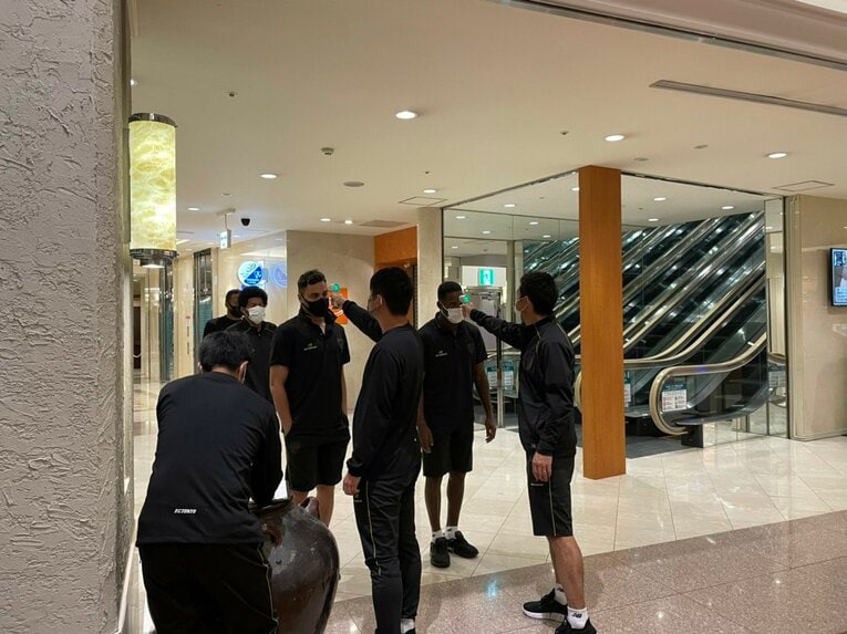 マスクの常時着用、検温を徹底©F.C.TOKYO