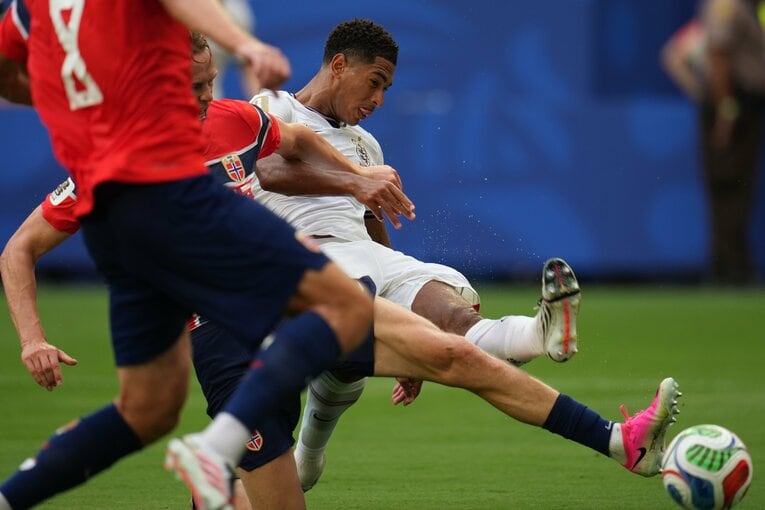 イングランドとノルウェーの準々決勝。躍動するジュード・ベリンガム　©Masashi Hara