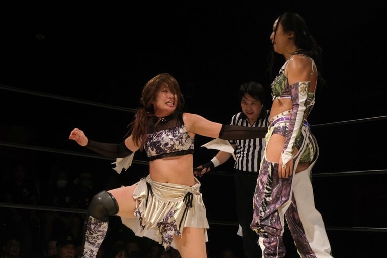 「この子は強いよ」神取忍が認めた…格闘界のホープだったNØRIがプロレスに受けた衝撃「神取さんがRIZINでギャビと…こういうのアリなのか」《特別グラビア》(86)