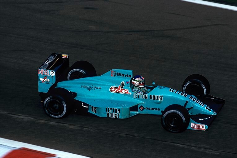 レイトンハウスカラーが特徴的な1988年のマーチ881とカペリ　©Getty Images