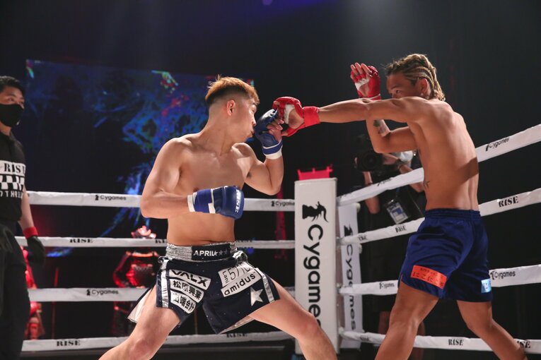 YA-MANにとって初のOFGマッチとなった2021年5月16日の山口侑馬戦　©RISE