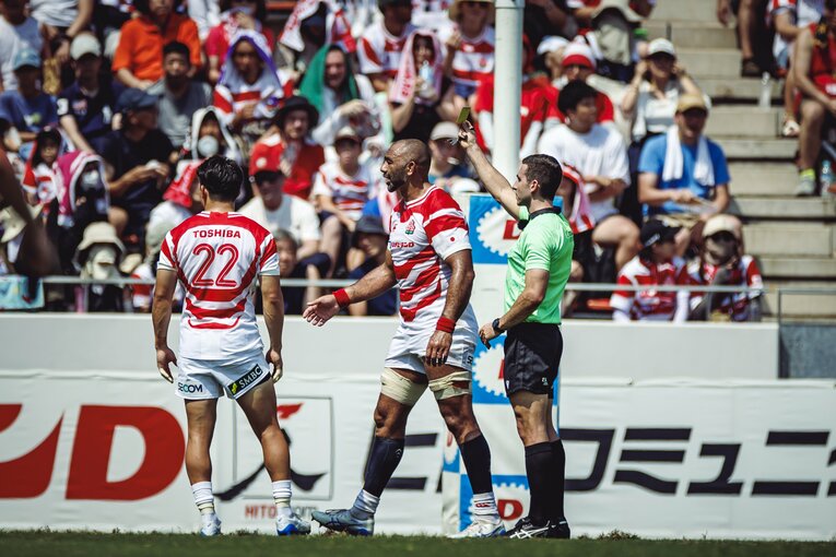 FLリーチマイケル、FB中楠一期　©︎Kiichi Matsumoto