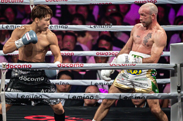 ドヘニーの増量ばかりが喧伝されたが、岩佐の目からすると井上の体もスーパーバンタム級としては大きかったという ／ photograph by Takuya Sugiyama