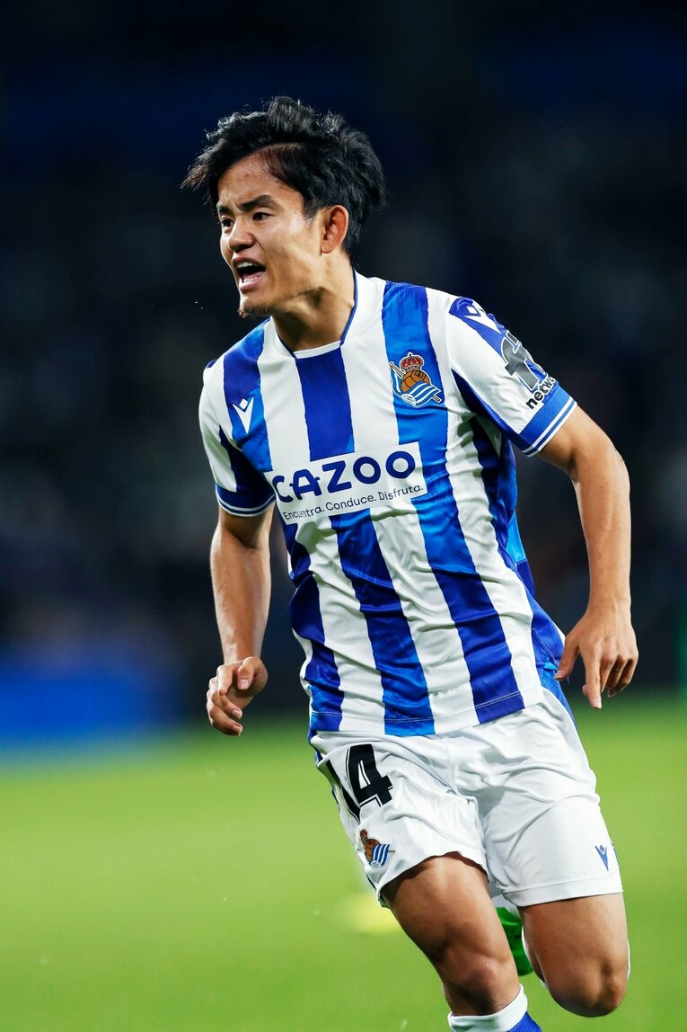 “クボコールに応えるヘディングアシスト”だけでない久保建英の強み 「自信に満ちる右サイドでの落ち着き」をELで撮った(32)