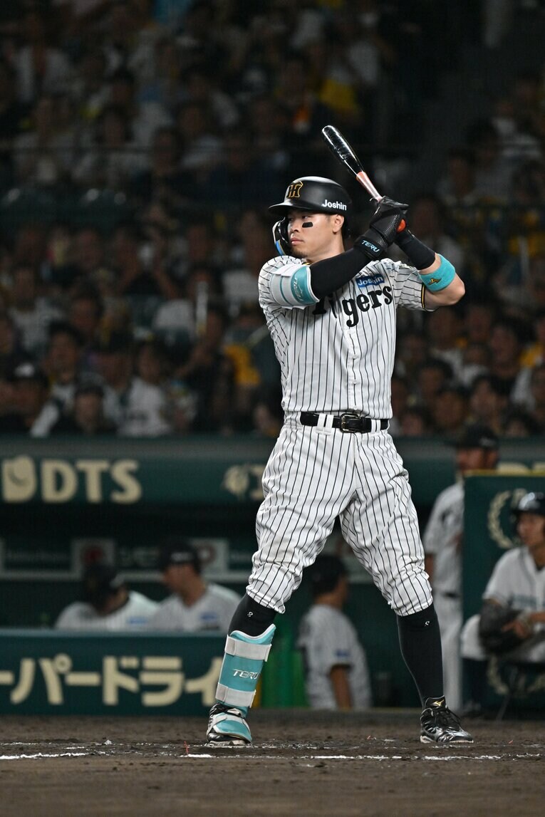 【サトテルの本塁打…TVに映らないセレブレーション】©Hideki Sugiyama