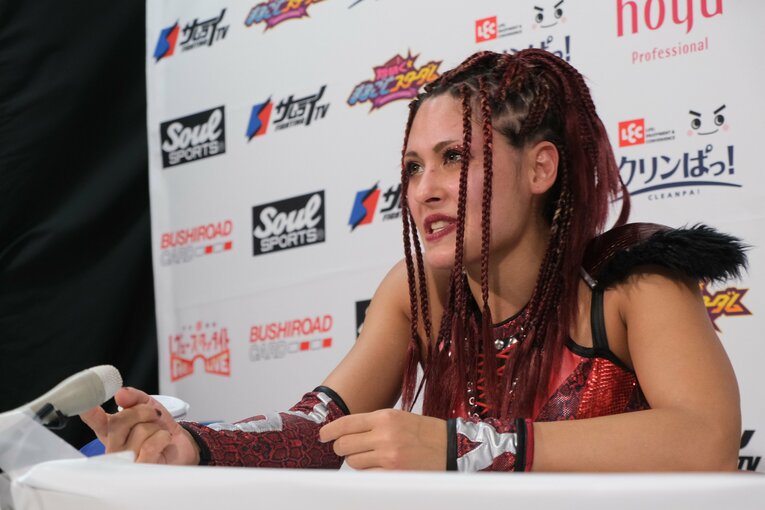 「女子プロレスを背負って立つ」スターダム王者・朱里が語る“朱いベルト”への思い…岩谷麻優戦で「ドローは絶対に嫌だった」理由とは？(12)