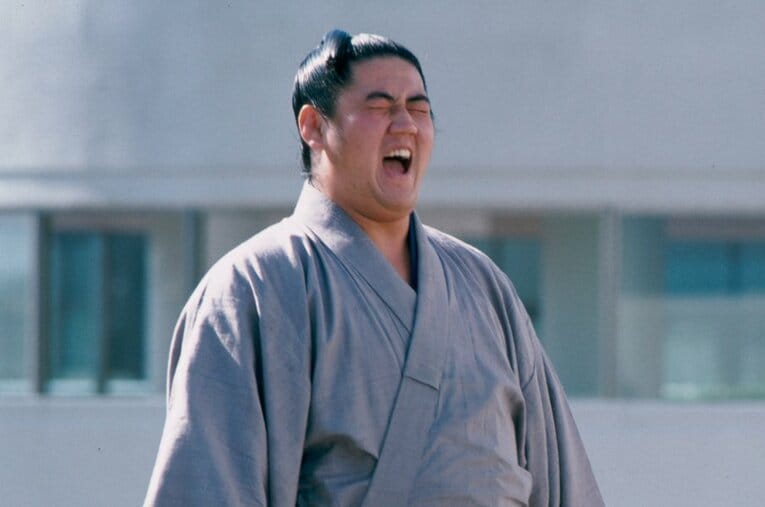 1985年、当時21歳の北尾光司。現役時代は「稽古嫌いの新人類」といったイメージが定着していた ／ photograph by BUNGEISHUNJU