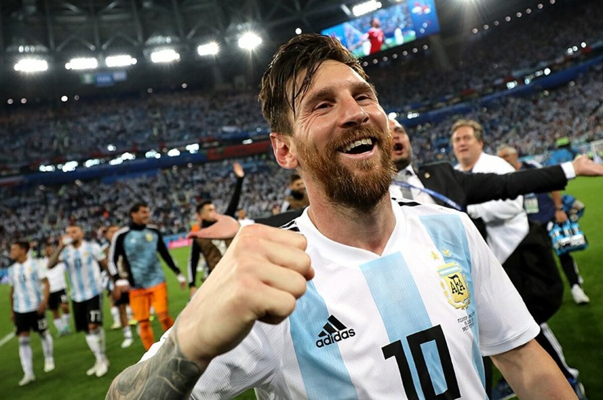 メッシに笑顔と切れ味が戻った アルゼンチン人でいるのは最高 海外サッカー Number Web ナンバー