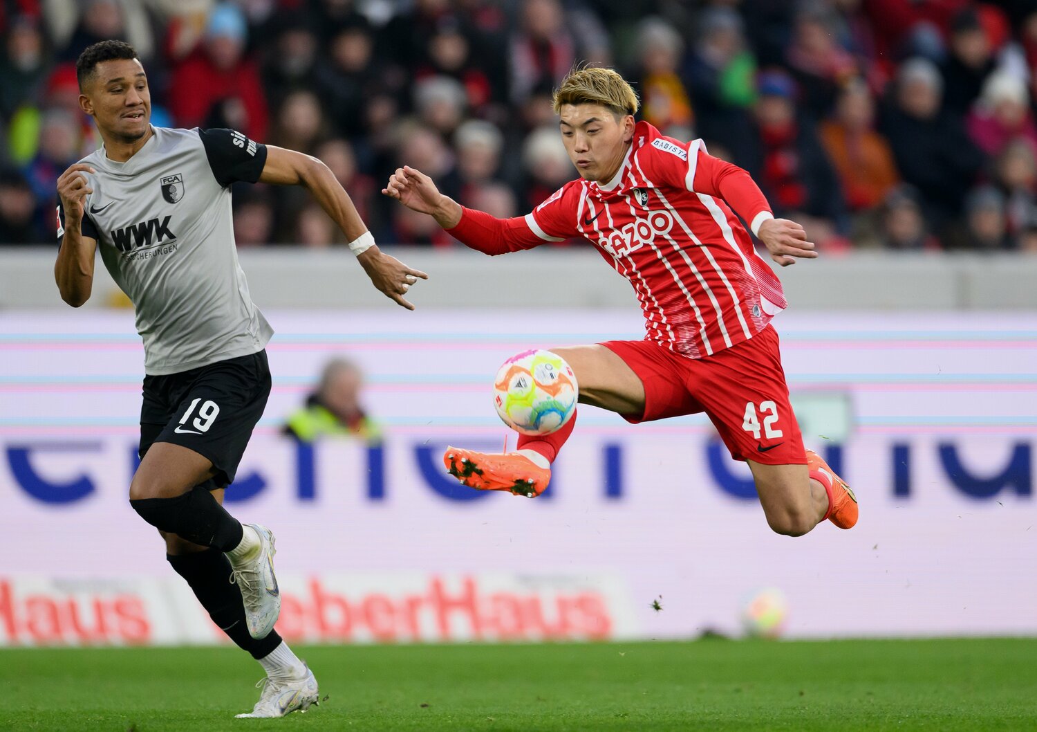 アウグスブルク戦でも躍動 ©Getty Images