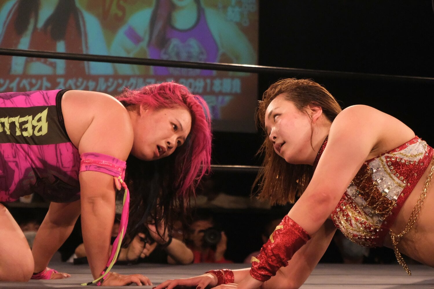 ライバル・橋本千紘と　©Norihiro Hashimoto