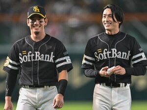 体が激変…ソフトバンク29歳が“本塁打数1位”はなぜ? 電撃トレードでDeNAから山本祐大獲得…消えた“栗原陵矢の捕手転向”プラン「やるべきではない」