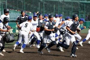 「日本一人口が減る県」で…普通の公立校が「部員47人」で“57年ぶり甲子園”のナゼ「髪型は覚悟の丸刈り」「練習から1球にこだわる」横手高の秘密とは