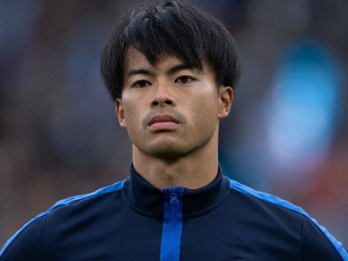 三笘薫ケガ問題で疑問視「ミトマ酷使されすぎ？」英国人記者はNO「その意見は甘い」ブライトン広報部長は「英国でケガを治して欲しかった」＜Number Web＞ photograph by Getty Images