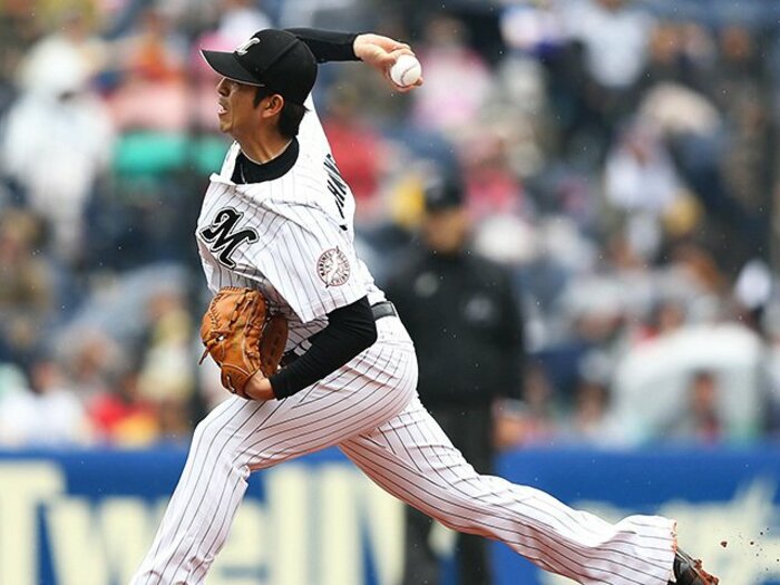 「短いイニングを全力」に適性が？ロッテ・大嶺祐太、復活の場所は。＜Number Web＞ photograph by NIKKAN SPORTS