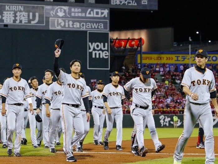 巨人が原新体制に託す巨大な宿題。指導者も、育てる必要があるのだ。＜Number Web＞ photograph by Kyodo News