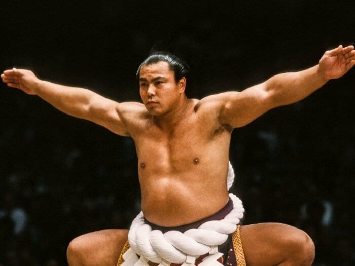 千代の富士の“恐怖”「なぜ腕立て伏せ1日500回をノルマにしたか?」左肩脱臼、右腕大ケガ…伝説の横綱が明かした“苦手な力士11人の名前”<Number Web> photograph by Getty Images