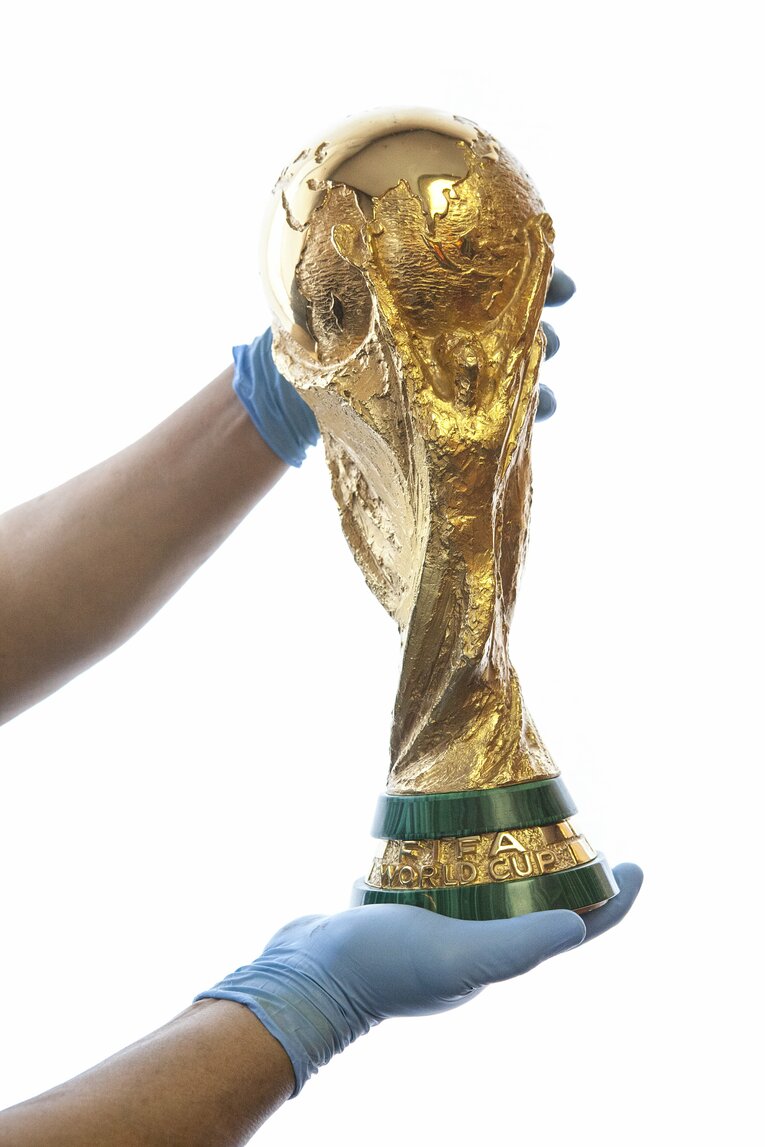 W杯製造工程の様子　©Paolo Vezzoli