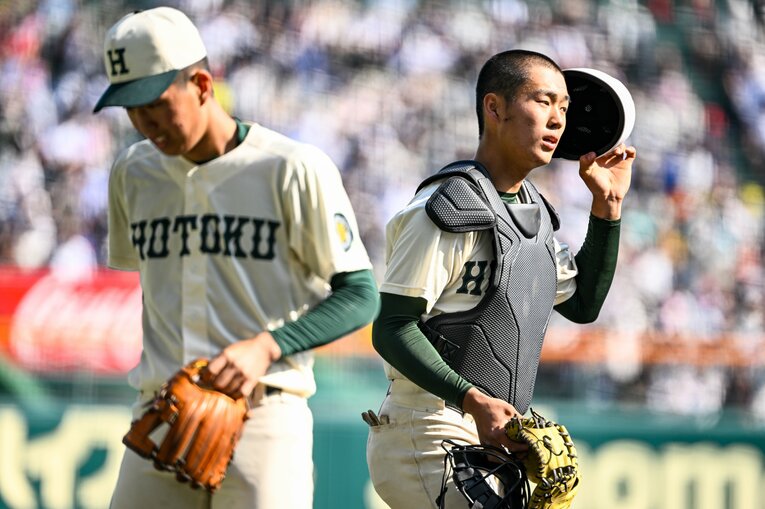 「報徳学園のキャッチャー」としてトレンド入りした堀柊那　©Nanae Suzuki