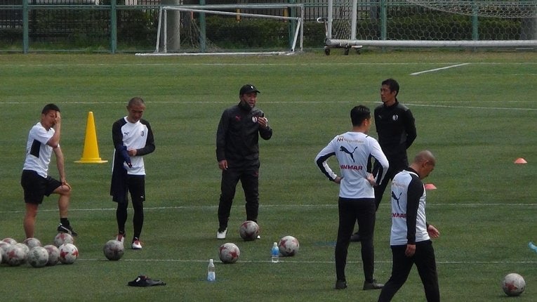 今年1月にセレッソ大阪アカデミーの技術委員長に就任した風間八宏　©Shinya Kizaki