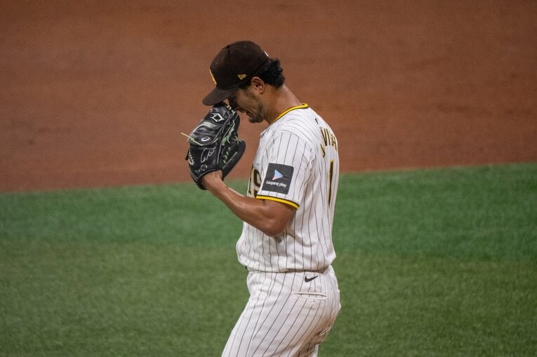 小学生時代、コーチに「キレのないカーブやん」と言われ、そのショックから変化球にこだわるようになったという　©Nanae Suzuki