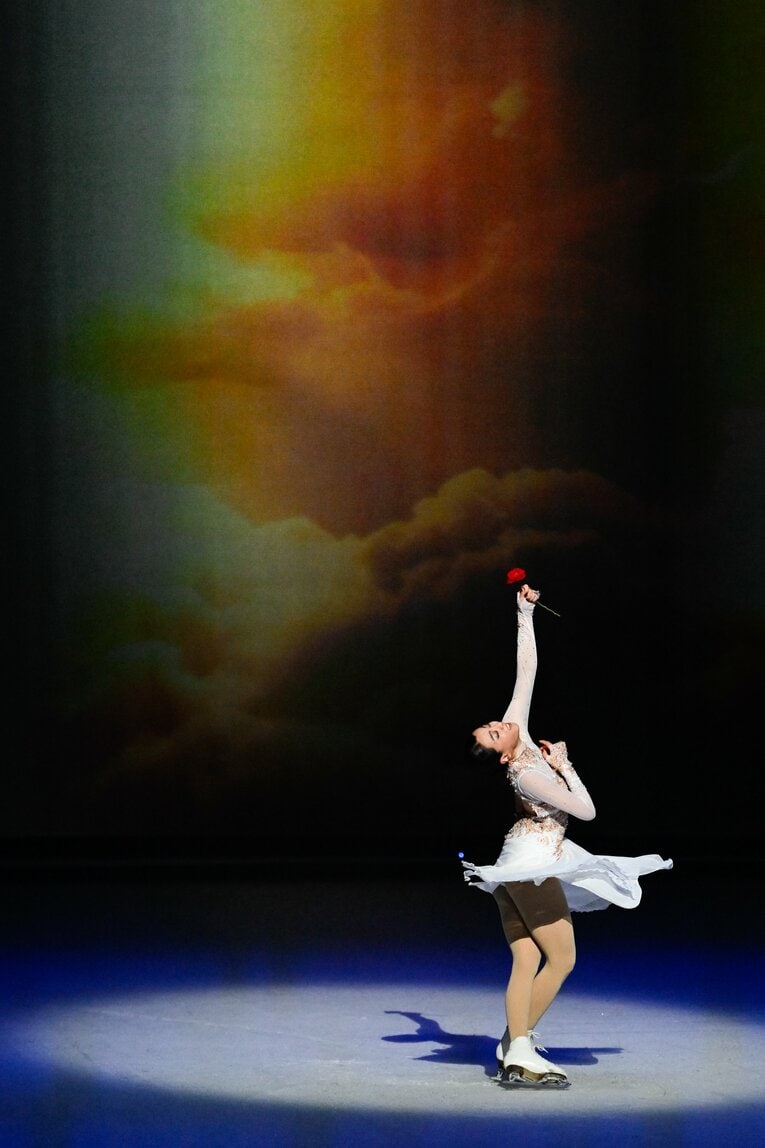 「母への永遠の愛を滑りたいな」浅田真央が明かすアイスショー『Everlasting33』に込めた“愛”「誰も見たことのない景色を届けたい」(46)