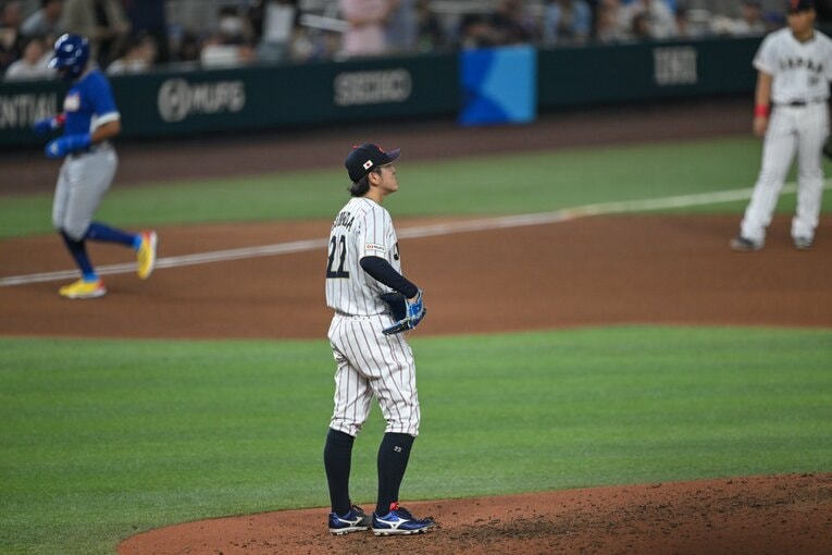 ベネズエラ相手に5回からマウンドに上がった隅田。写真はマイケル・ガルシアに2ランを浴びた場面　©Nanae Suzuki