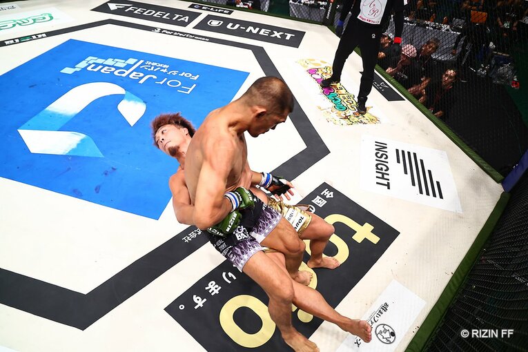 『RIZIN LANDMARK 6』佐藤将光vs.太田忍　©RIZIN FF