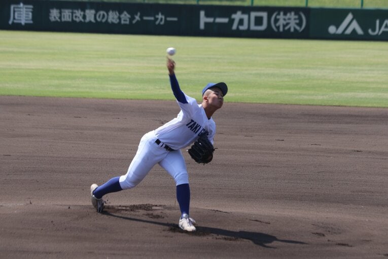 スカウトも「支配下指名濃厚」と…最速153キロ、滝川高校・新井瑛太の超豪快フォーム　©Fumi Sawai
