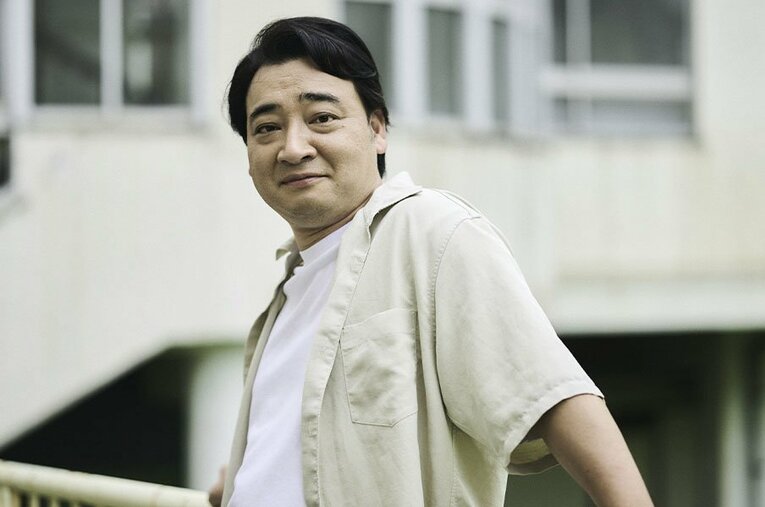 競走馬オマタセシマシタを所有するジャングルポケットの斉藤慎二。いずれはどの馬も迎える“引退”について話を聞くと… ／ photograph by Yuki Suenaga