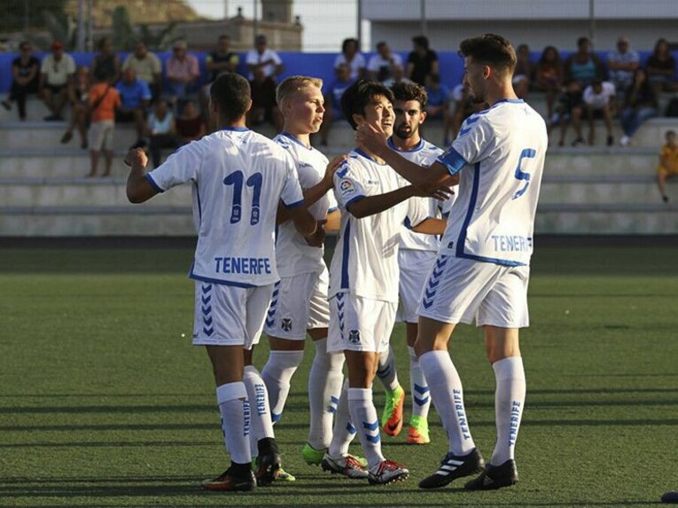 あなたは吉村祐哉を知ってますか？15歳で渡欧し「第2のSHIBASAKI」に。(2)