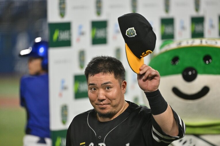 日本シリーズ第2戦、ヒーローインタビューを受けた山川穂高　©︎Hideki Sugiyama