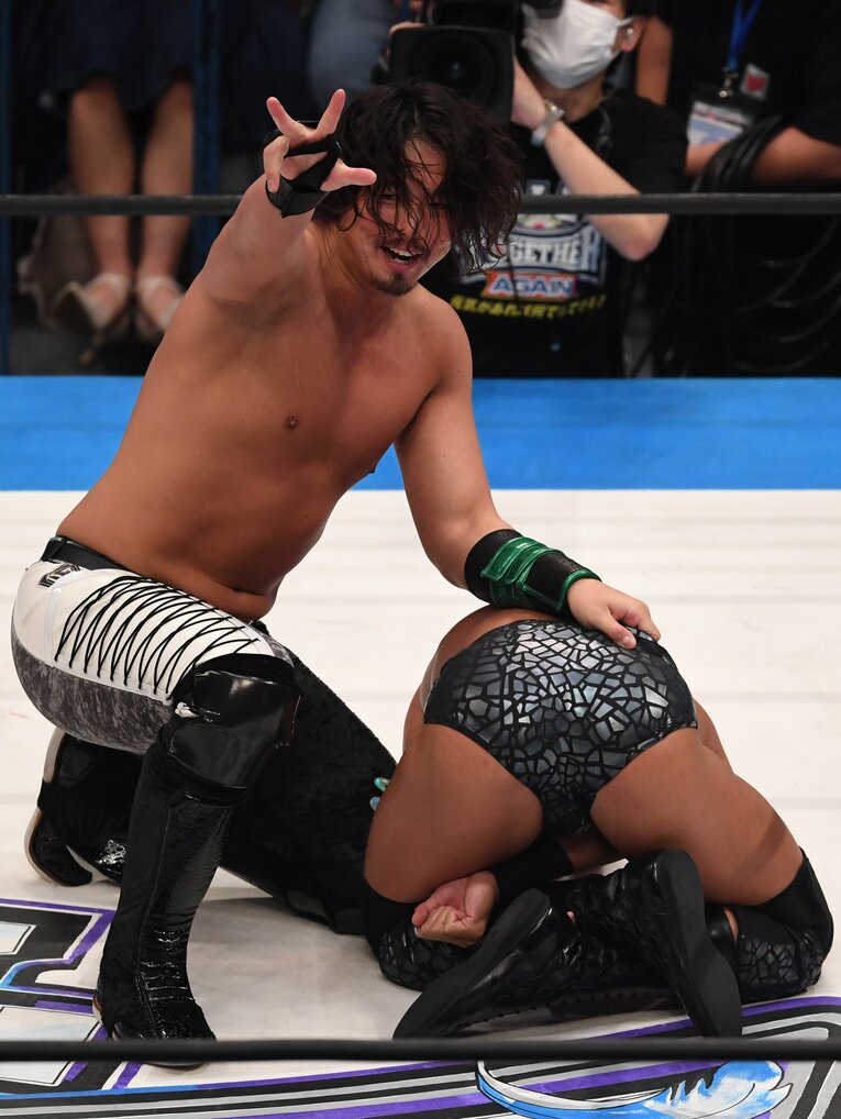 NOAHのジェイク・リーと新日本のSANADAはどちらも全日本でデビューした