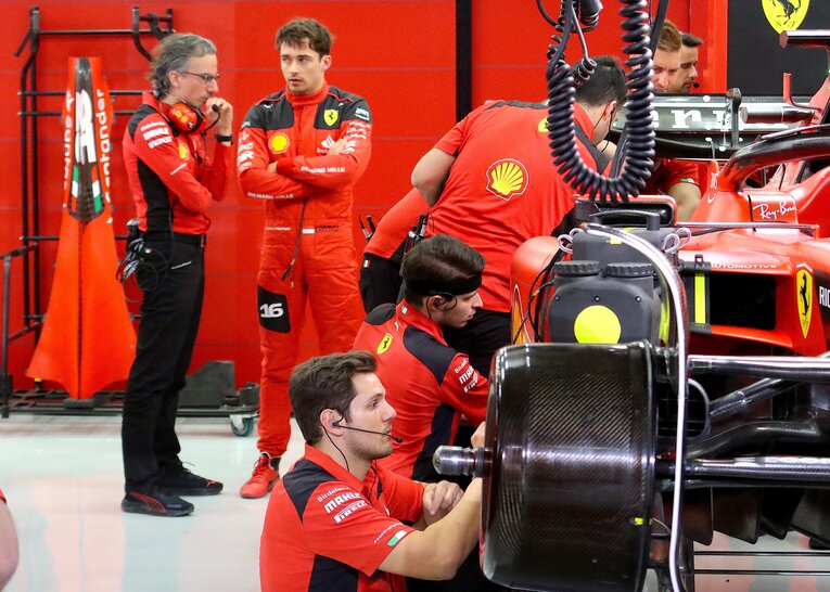 フェラーリとルクレール（左から2番目）も順調にテストをこなし、総合タイムは全体で4位だった　©Masahiro Owari