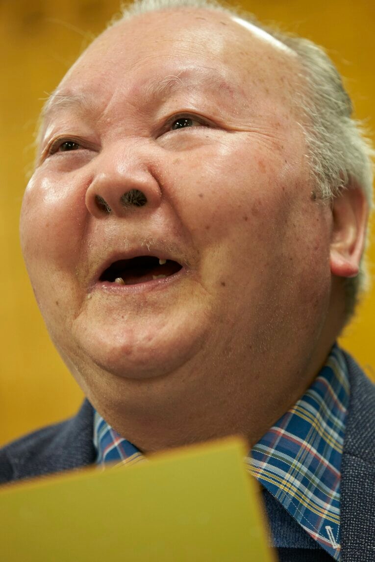 【ひふみんレア写真】2010年代の加藤（写真は右へ続きます）　©BUNGEISHUNJU