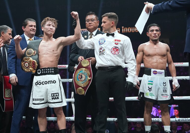 「狙い通り」の判定勝ちを収め、納得の表情を浮かべる井上尚弥　©Naoki Fukuda