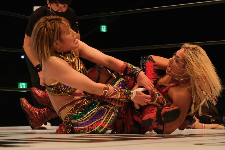 タイトルマッチは“朱里との作品”だった…新王者・ジュリアはスターダムをどう“引っかき回す”のか？ 異例のアピール「全員覚悟しとけよ！」(30)