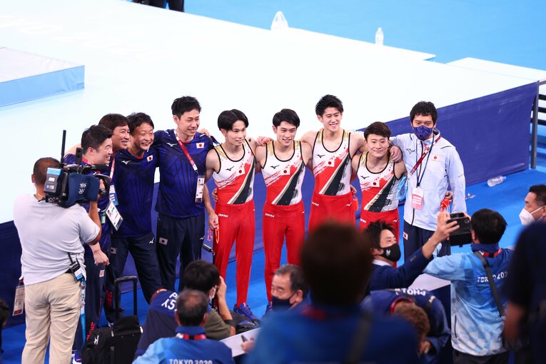 東京五輪で銀メダルを獲得した体操男子団体 ©Ryosuke Menju／JMPA