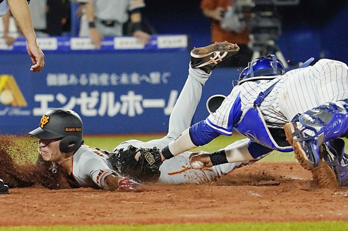 山崎康晃（4／5）を徹底解剖 - Number Web - ナンバー