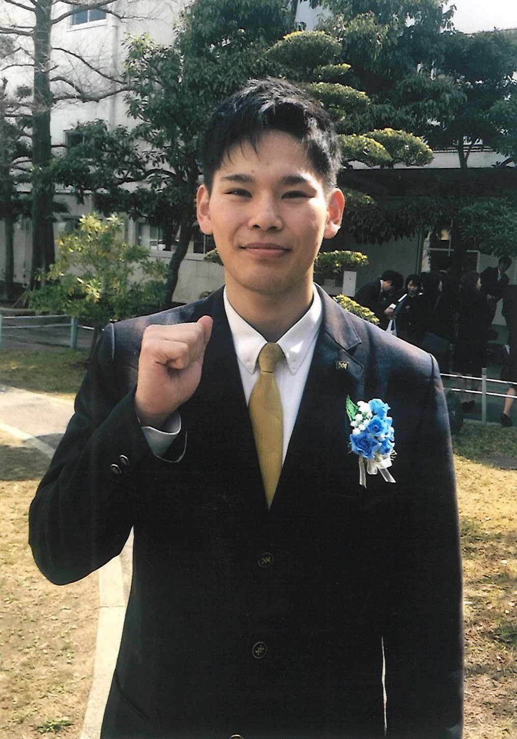 高校卒業時の西田有志(両親提供)