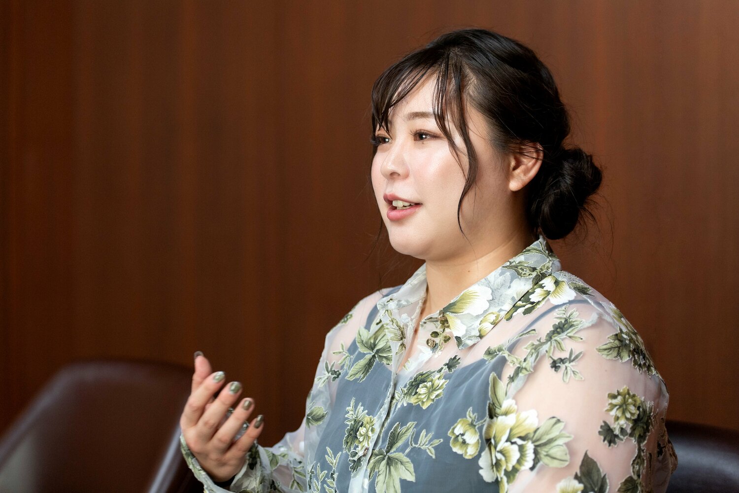 インタビューに応じる植草歩　©Takashi Shimizu