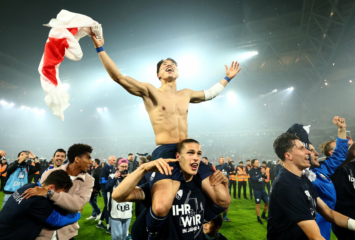 ブンデスリーガ昇格・降格プレーオフで、ボーフム1部の残留に貢献した浅野拓磨　©︎Getty Images