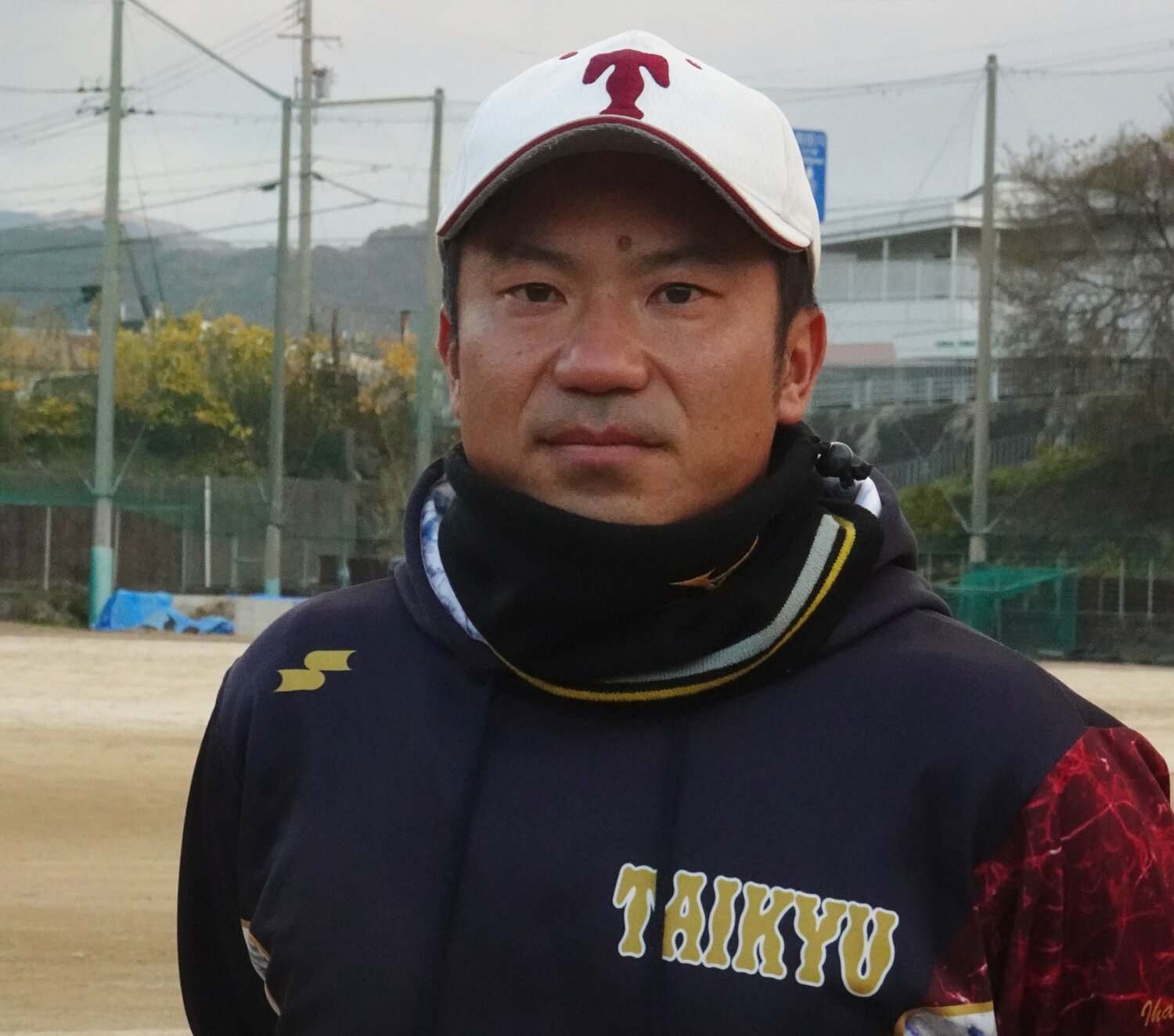 耐久高校野球部を率いる井原正善監督 ©Yuji Yanagawa