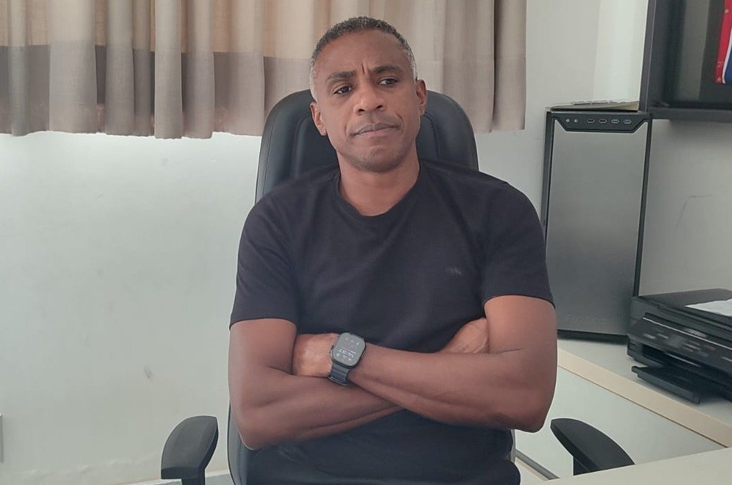 自宅で取材に応じてくれたジュニーニョ ©Hiroaki Sawada