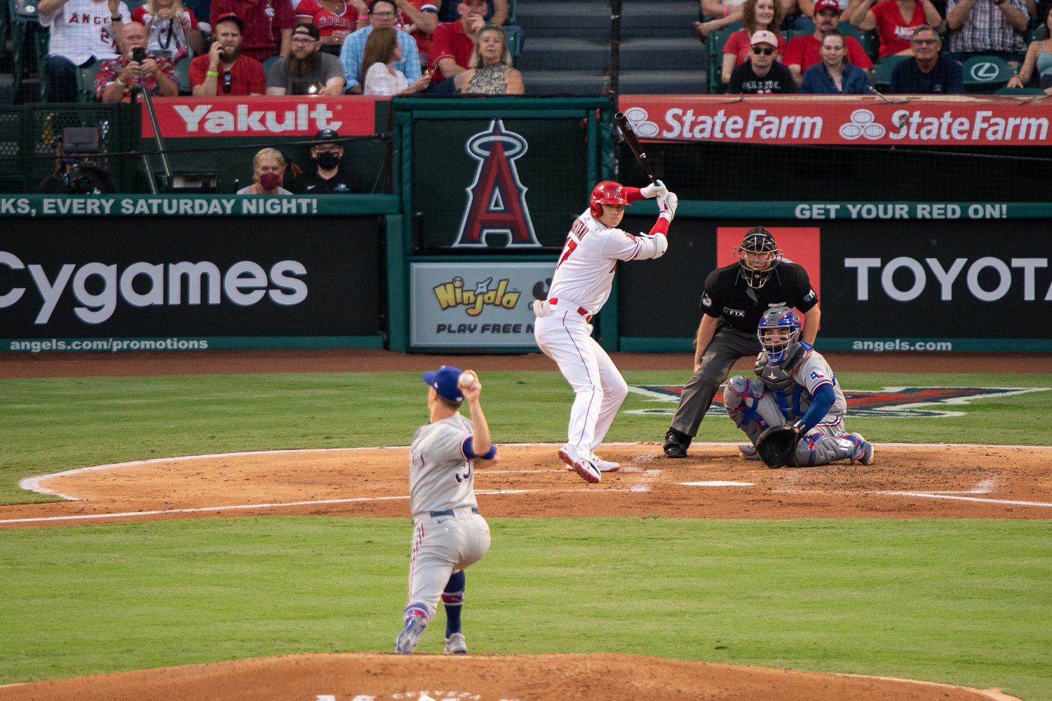 バッターボックスでの大谷翔平（2021年）　©Nanae Suzuki