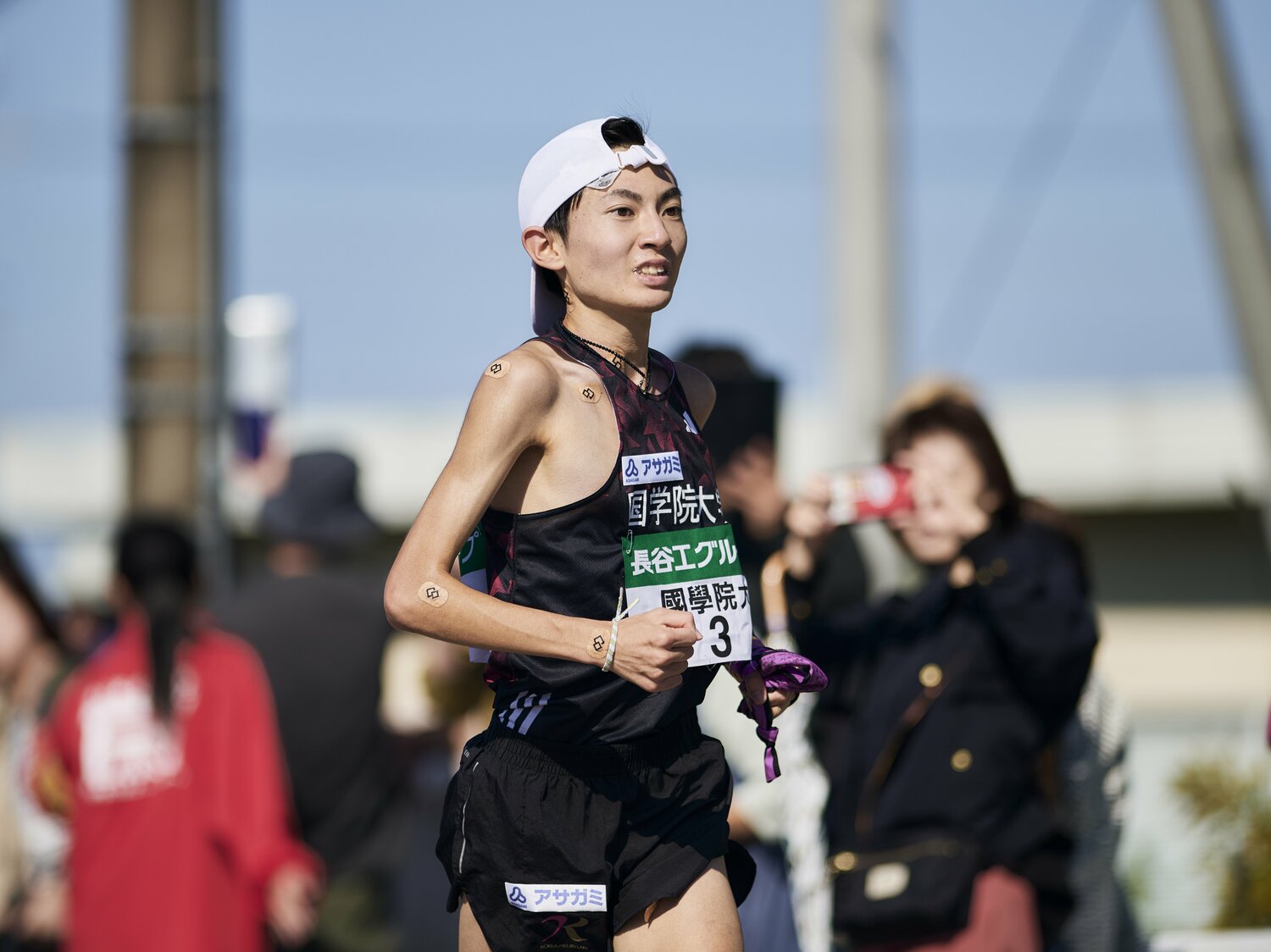 2024年の全日本7区、国学院大の平林は太田を猛追する ©Yuki Suenaga