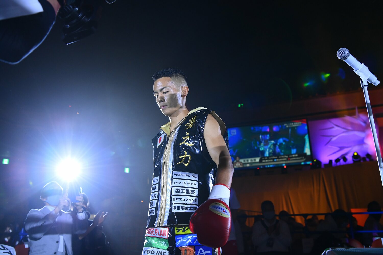 12月14日、ボクシング転向3戦目を迎えた武居