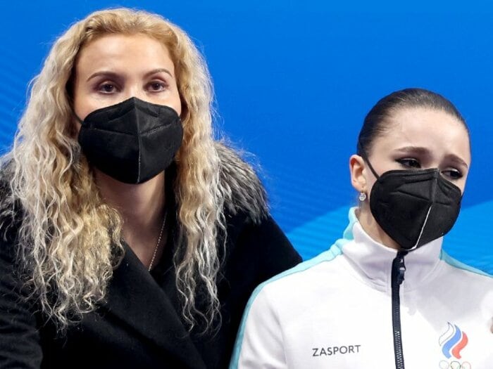 15歳ワリエワにエテリコーチは本当に“激怒”していたのか？…ロシア在住記者が読み解く「どうして戦うのをやめたの？」の真意＜Number Web＞ photograph by Getty Images
